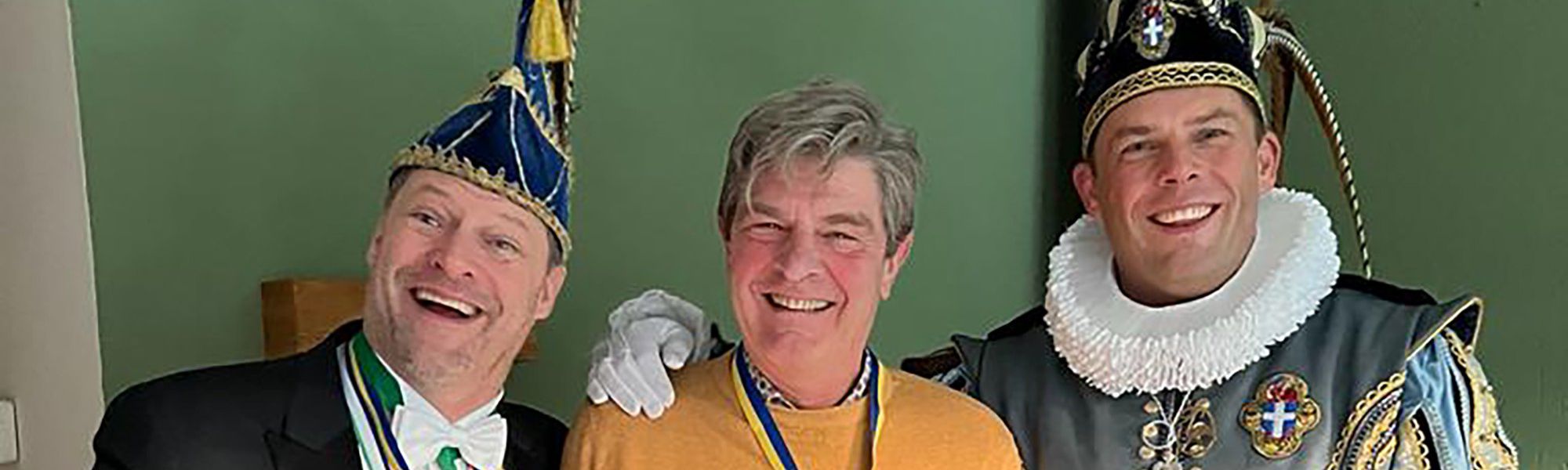 Hans Kersten Orde Van Verdienste in Goud